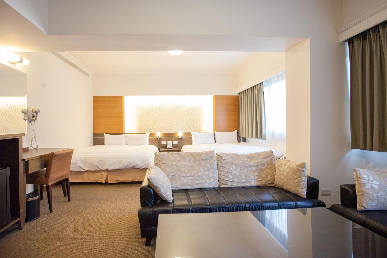 Ful Won Hotel Taichung Exterior foto